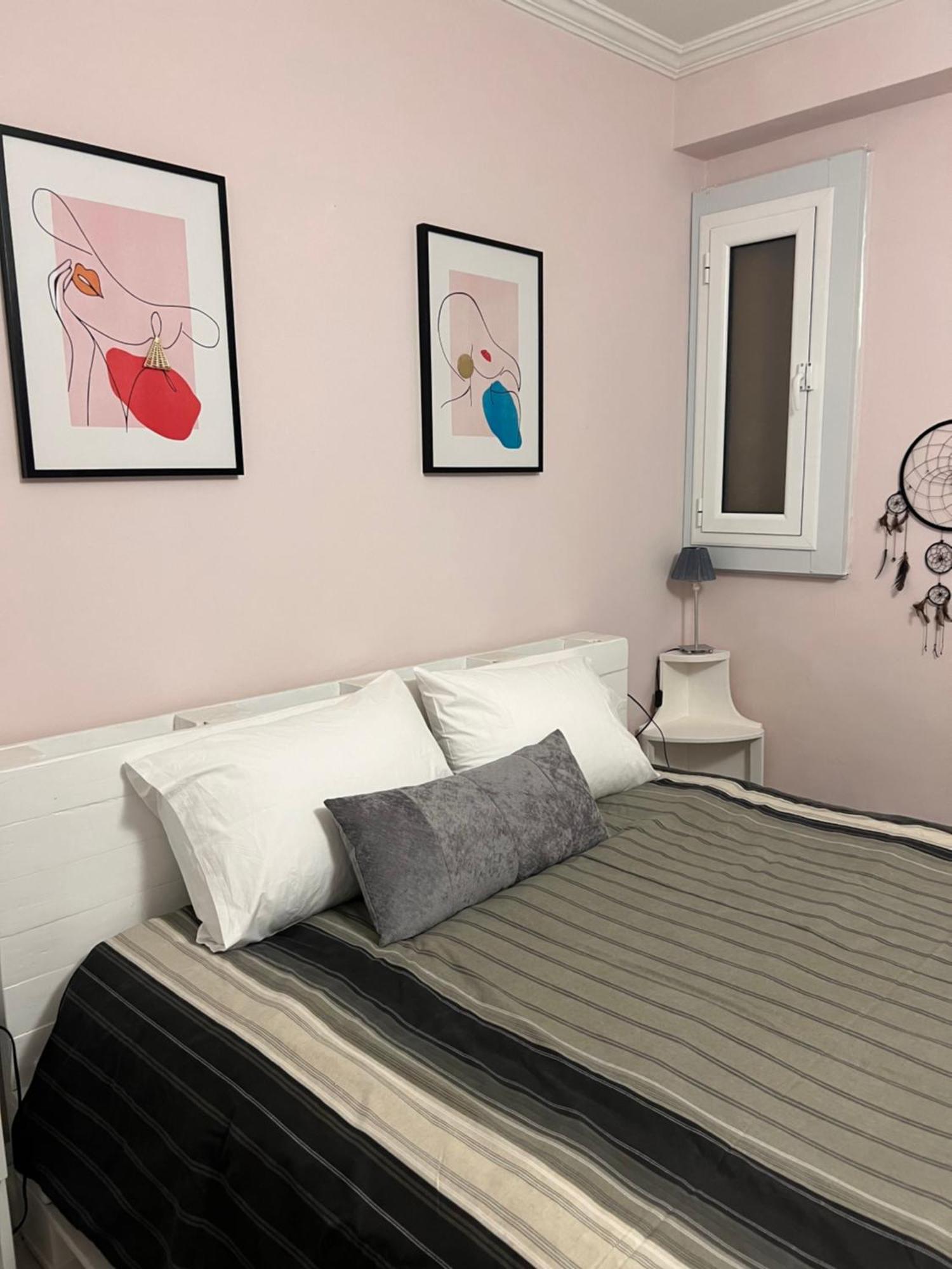 Cozy Apartment In Neos Kosmos Atény Exteriér fotografie